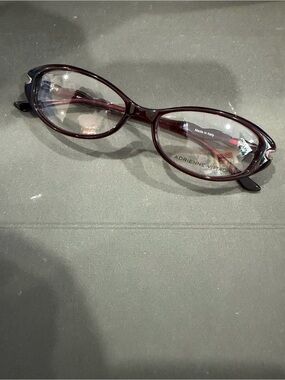 Adrienne Vittadini Women's Burgundy Oval Glasses